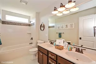464 Prairie Ridge Ln, North Aurora, IL 60542 - Photo 18