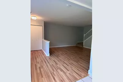 1186 Greenwood Circle, Woodstock, IL 60098 - Photo 4