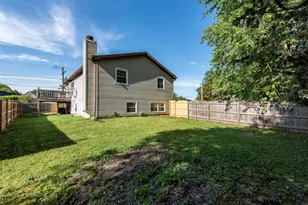 38484 N North Shore Ave, Beach Park, IL 60087 - Photo 34