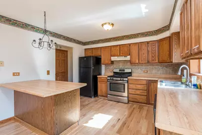 38484 N North Shore Avenue, Beach Park, IL 60087 - Photo 10