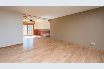 38484 N North Shore Avenue, Beach Park, IL 60087 - Photo 6
