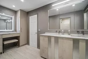 1491 Chantilly Ct, Highland Park, IL 60035 - Photo 20