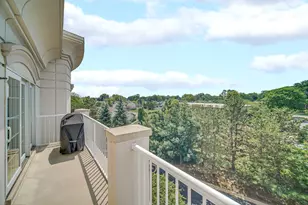 701 W Rand Rd, Arlington Heights, IL 60004 - Photo 8