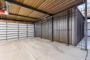 1253 N Bosworth Ave, Chicago, IL 60642 - Photo 24
