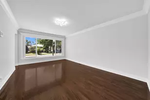1924 W Marquette Rd, Chicago, IL 60636 - Photo 8
