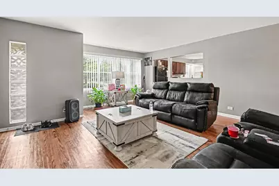 18408 Torrence Avenue, Lansing, IL 60438 - Photo 12