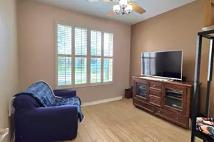 8211 Tremont Ln, Joliet, IL 60431 - Photo 10
