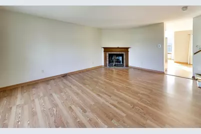 1653 Delaware Court, Geneva, IL 60134 - Photo 2