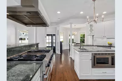 [Address not provided], Hinsdale, IL 60521 - Photo 16