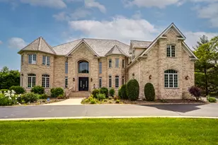 3613 Crestview Dr, Long Grove, IL 60047 - Photo 2