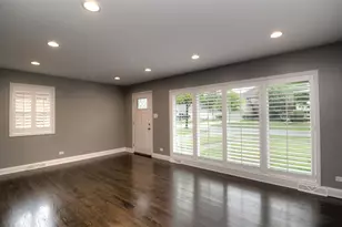 465 W Fremont Ave, Elmhurst, IL 60126 - Photo 4