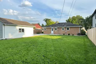 465 W Fremont Ave, Elmhurst, IL 60126 - Photo 20