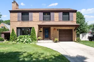 6957 N Caldwell Ave, Chicago, IL 60646 - Photo 1