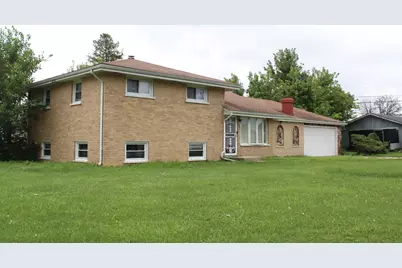 7902 W 77th Street, Bridgeview, IL 60455 - Photo 1
