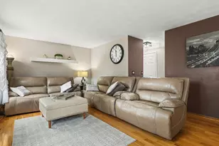 93 N Park Rd, Machesney Park, IL 61115 - Photo 14