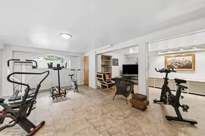 5725 N Sacramento Avenue, Chicago, IL 60659 - Photo 18