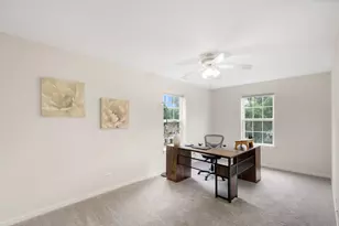 828 Amelia Ct, Grayslake, IL 60030 - Photo 16