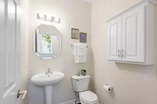 828 Amelia Ct, Grayslake, IL 60030 - Photo 12