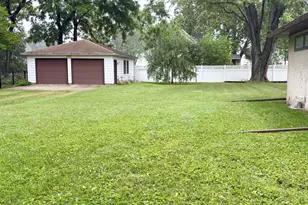 205 Oak St, Spring Valley, IL 61362 - Photo 38