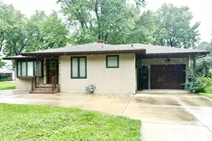 205 Oak St, Spring Valley, IL 61362 - Photo 1