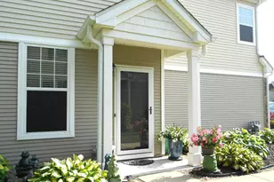 1950 Cobblestone Dr, Carpentersville, IL 60110 - Photo 1