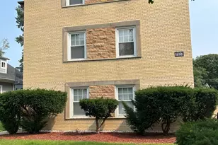 7827 Niles Center Rd, Skokie, IL 60077 - Photo 2