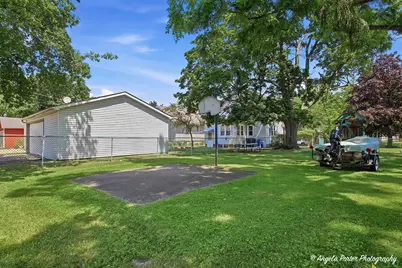 602 Judge Avenue, Waukegan, IL 60085 - Photo 26