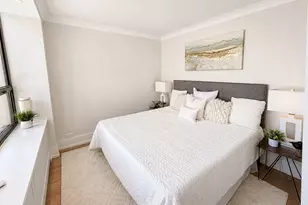 1460 N Sandburg Terrace, Chicago, IL 60610 - Photo 24