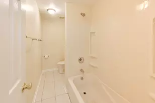 3710 Owl Dr, Rolling Meadows, IL 60008 - Photo 10