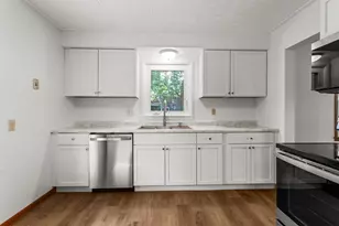 713 Southwest Dr, Champaign, IL 61820 - Photo 10
