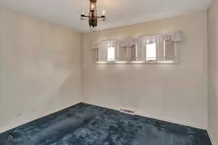 9139 S Oakley Ave, Chicago, IL 60643 - Photo 32