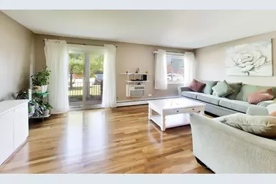 9518 Dee Road #1E, Des Plaines, IL 60016 - Photo 2