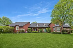 1135 Buttonwood Ln, Northbrook, IL 60062 - Photo 1
