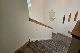 329 Silverstone Dr, Carpentersville, IL 60110 - Photo 14