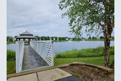 329 Silverstone Drive #329, Carpentersville, IL 60110 - Photo 16