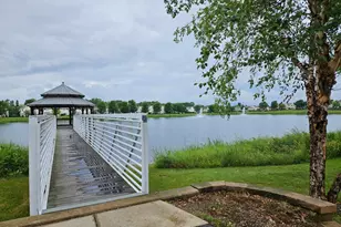 329 Silverstone Dr, Carpentersville, IL 60110 - Photo 16