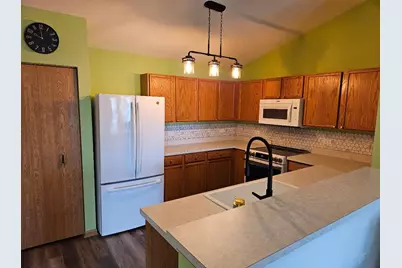329 Silverstone Drive #329, Carpentersville, IL 60110 - Photo 2