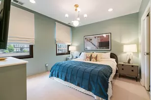 742 N Lasalle St, Chicago, IL 60654 - Photo 20