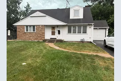 710 Algonquin Avenue, Bensenville, IL 60106 - Photo 1