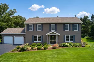39W261 Hemlock Dr, Saint Charles, IL 60175 - Photo 1