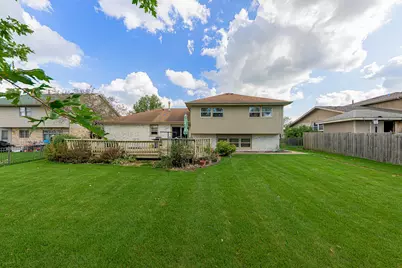 7502 W Lakeside Drive, Frankfort, IL 60423 - Photo 14