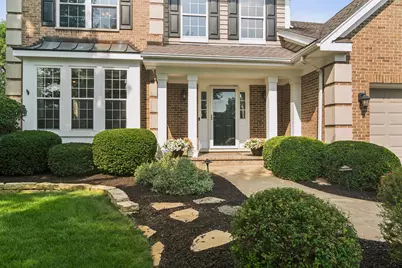 15 Dorchester Court, Hawthorn Woods, IL 60047 - Photo 2