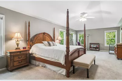 15 Dorchester Court, Hawthorn Woods, IL 60047 - Photo 20