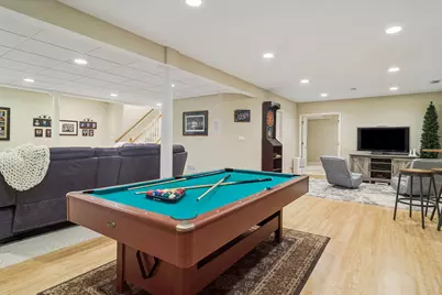 15 Dorchester Court, Hawthorn Woods, IL 60047 - Photo 28