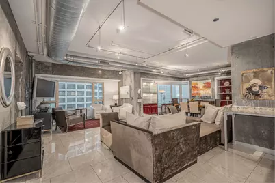 800 N Michigan Avenue #2303, Chicago, IL 60611 - Photo 2
