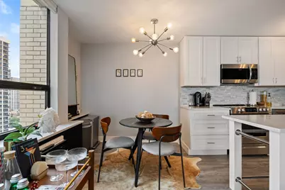 1355 N Sandburg Terrace #1809, Chicago, IL 60610 - Photo 6