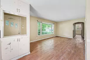 14827 State St, Dolton, IL 60419 - Photo 6