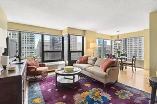 30 E Huron St, Chicago, IL 60611 - Photo 2