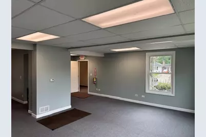 530 Rockland Road #100, Crystal Lake, IL 60014 - Photo 4