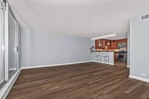 5855 N Sheridan Rd, Chicago, IL 60660 - Photo 10